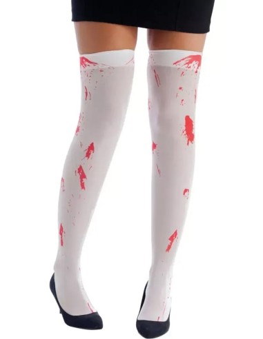Bas blancs avec taches de sang